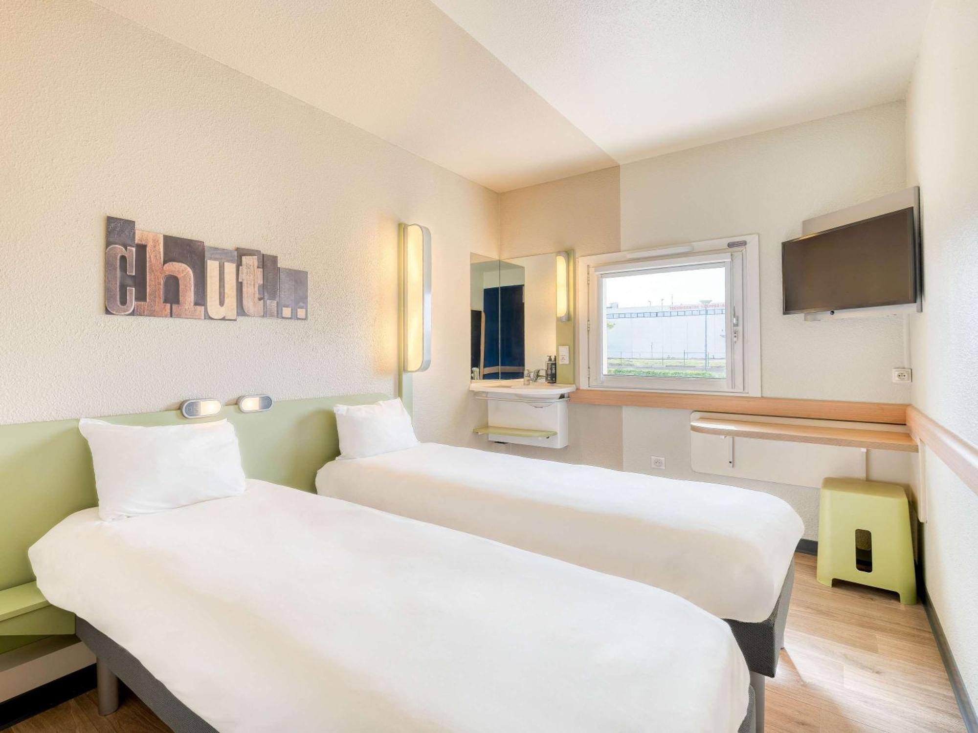 Ibis Budget Versailles - טראפס מראה חיצוני תמונה