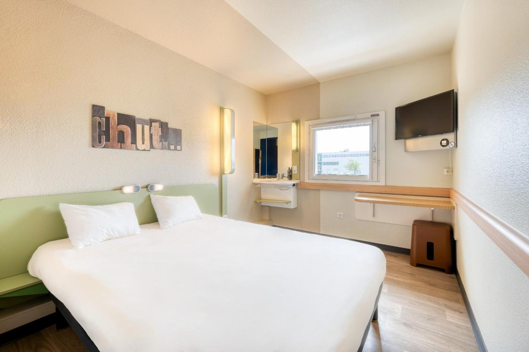 Ibis Budget Versailles - טראפס מראה חיצוני תמונה